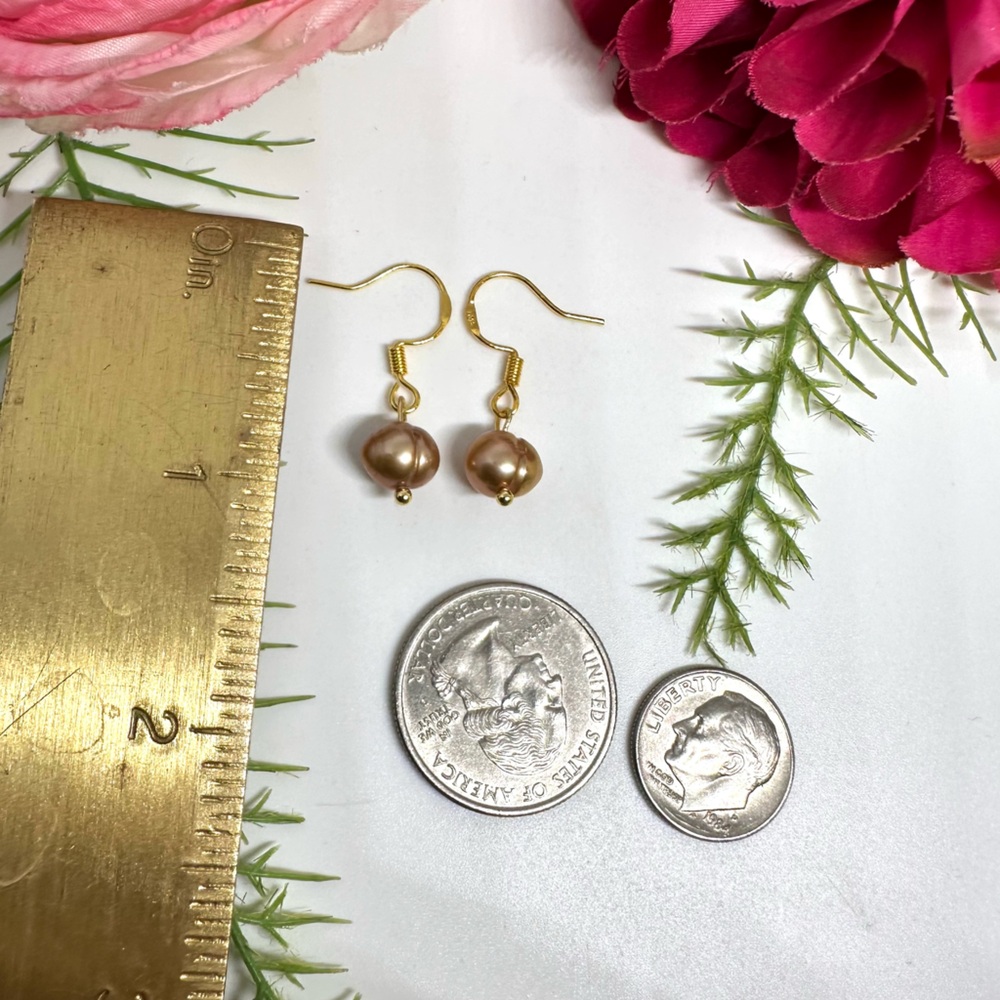 NEW⚜️Freshwater Champagne Pearl Dangly Earrings - Picture 6 of 6